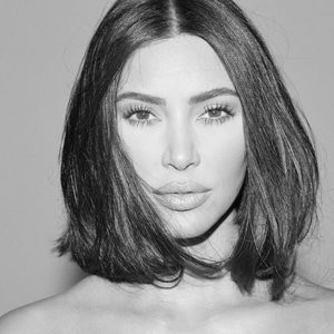 Free nude Celebrity Kim Kardashian 010 pic