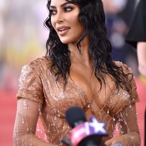 Best Celebrity Nude Kim Kardashian 026 pic