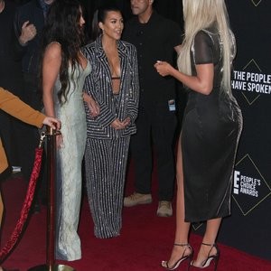 Free nude Celebrity Kim Kardashian 002 pic