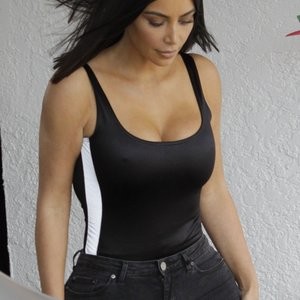 celeb nude Kim Kardashian 007 pic