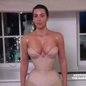 Kim Kardashian Sexy (45 Pics + Video) – Leaked Nudes