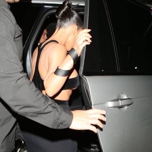 Celebrity Nude Pic Kim Kardashian 021 pic