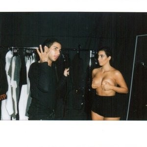 Celebrity Nude Pic Kim Kardashian 002 pic