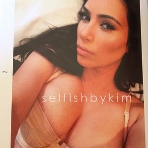 Real Celebrity Nude Kim Kardashian 004 pic