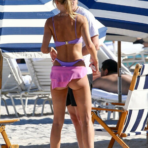 Naked celebrity picture Kimberley Garner 023 pic