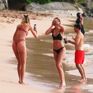 Kimberley Garner is Spotted on the Beach in Barbados (87 Photos) - Leaked Nudes