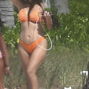 Naked Celebrity Kim Kardashian 004 pic