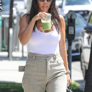 Leaked Celebrity Pic Kourtney Kardashian 026 pic