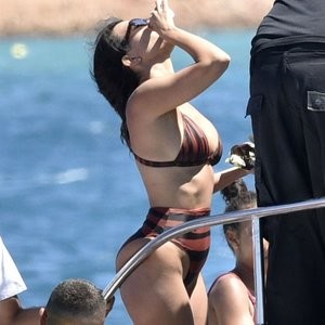 Leaked Celebrity Pic Kourtney Kardashian 041 pic