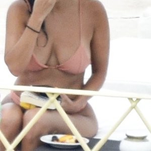 Celebrity Naked Kourtney Kardashian 054 pic