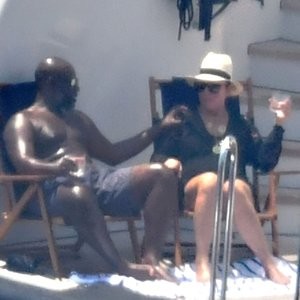 Real Celebrity Nude Kris Jenner 022 pic