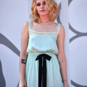 Free Nude Celeb Kristen Stewart 011 pic
