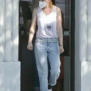 Famous Nude Kristen Stewart 003 pic