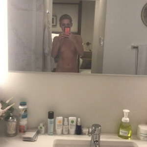 Celebrity Nude Pic Kristen Stewart 197 pic