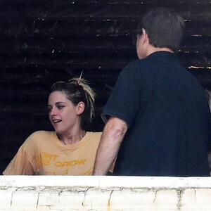 Famous Nude Kristen Stewart 085 pic