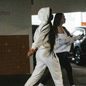 Kylie Jenner & Anastasia Karanikolaou are Seen Leaving a Skincare Clinic (33 Photos) - Leaked Nudes