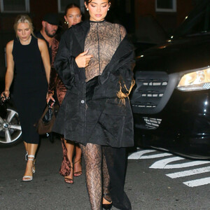 Real Celebrity Nude Kylie Jenner 030 pic
