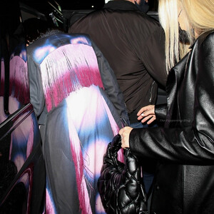 Celeb Nude Kylie Jenner 004 pic