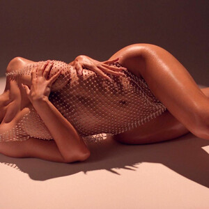 Naked Celebrity Pic Kylie Jenner 036 pic