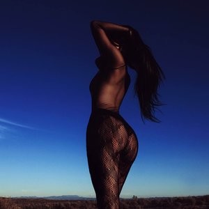 Kylie Jenner’s Butt (4 Photos) - Leaked Nudes