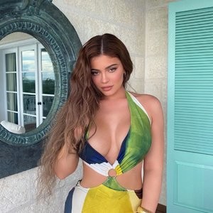 Kylie Kristen Jenner Sexy (9 Photos) - Leaked Nudes