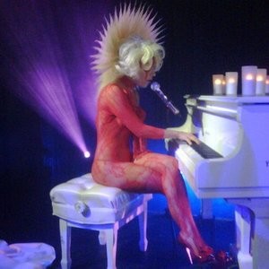 Free Nude Celeb Lady Gaga 005 pic