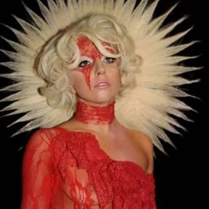 Famous Nude Lady Gaga 007 pic