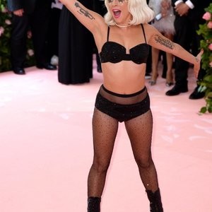 Free Nude Celeb Lady Gaga 012 pic