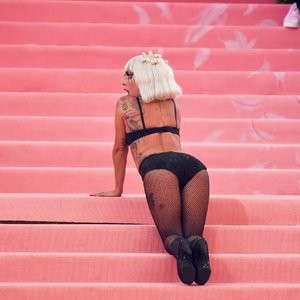 Famous Nude Lady Gaga 093 pic