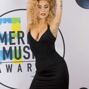 Lady Gaga Sexy (3 Photos + Gif) - Leaked Nudes