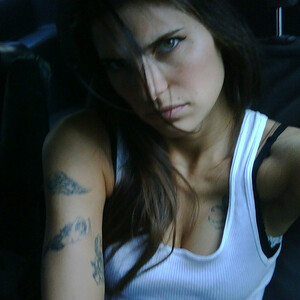 nude celebrities Lake Bell 010 pic