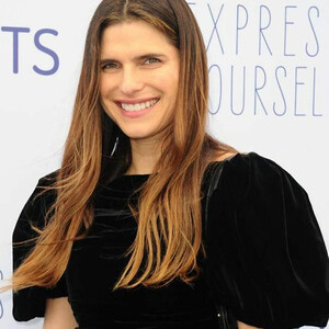 Nude Celeb Pic Lake Bell 098 pic