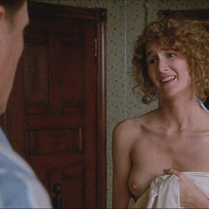 Naked celebrity picture Laura Dern 018 pic