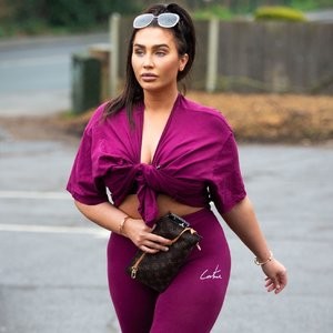 Lauren Goodger Is Seen Leaving Her Home Yesterday to Go for a Run in Essex (6 Photos) – Leaked Nudes