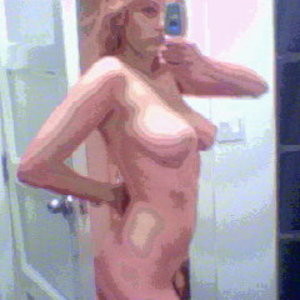 Celebrity Nude Pic Leelee Sobieski 001 pic