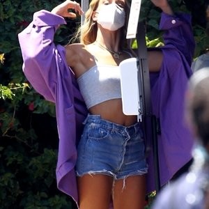 Leggy Hailey Bieber Gets Back to Work on a Secret Project (80 Photos) – Leaked Nudes