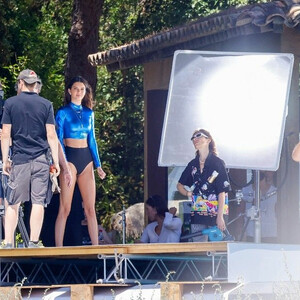Famous Nude Kendall Jenner 040 pic