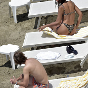 Free nude Celebrity Madalina Diana Ghenea 019 pic