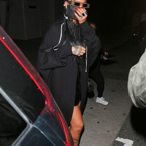 Celeb Nude Rihanna 038 pic