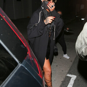 Celebrity Naked Rihanna 039 pic