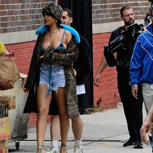celeb nude Rihanna 081 pic