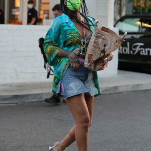 Naked Celebrity Pic Rihanna 072 pic