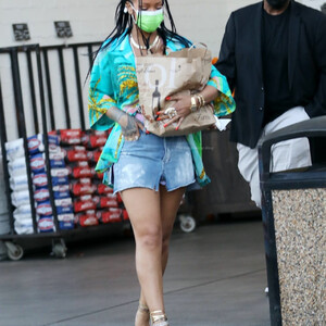 Free nude Celebrity Rihanna 083 pic