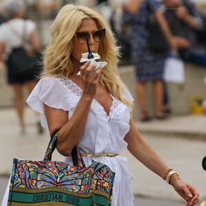 Leaked Celebrity Pic Victoria Silvstedt 035 pic