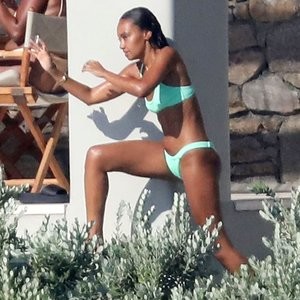 Celebrity Naked Leigh-Anne Pinnock 025 pic