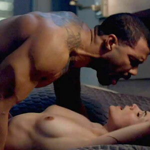 Newest Celebrity Nude Lela Loren 025 pic