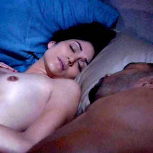 Famous Nude Lela Loren 043 pic