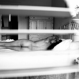 Celebrity Naked Lela Loren 068 pic