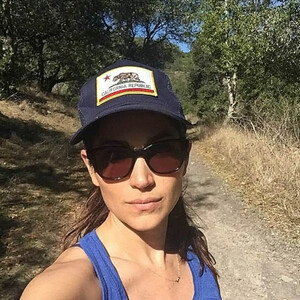 Free Nude Celeb Lela Loren 134 pic
