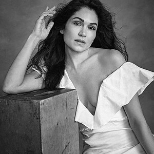 Free Nude Celeb Lela Loren 149 pic